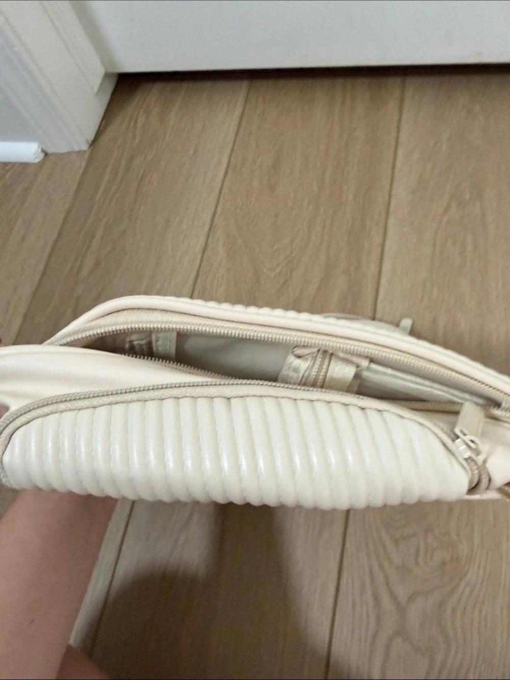 DEZI Cream Ribbed Cosmetic Crossbody Bag